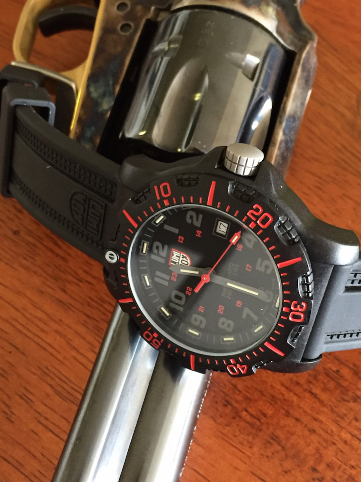 Luminox black ops on sale carbon