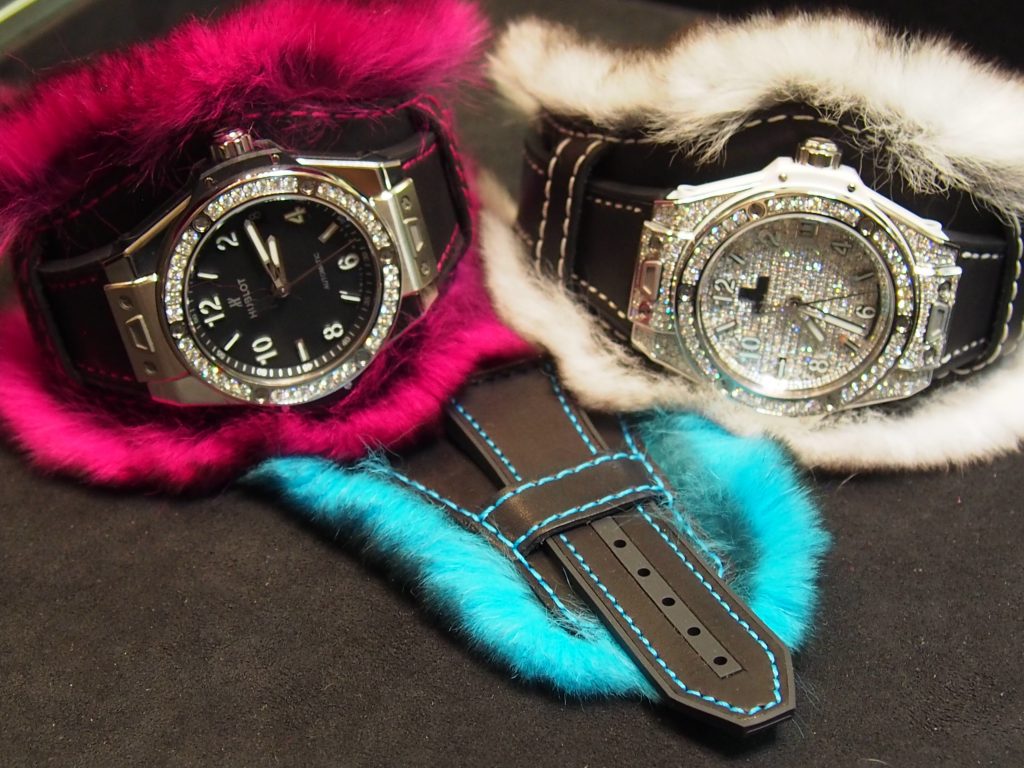 blot Big Bang “One Click” Cuddly cuff watch (Photo: R. Naas)