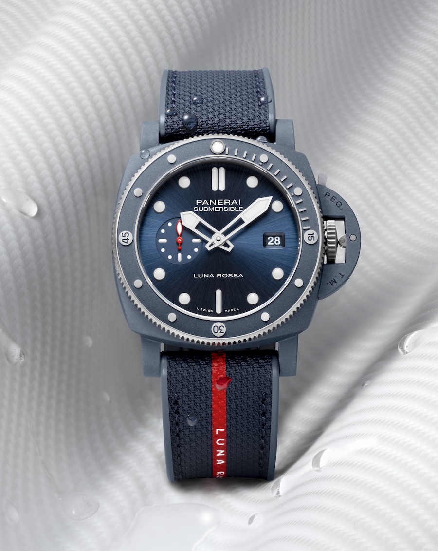 Panerai Submersible QuarantaQuattro Luna Rossa Ti-Ceramitech™