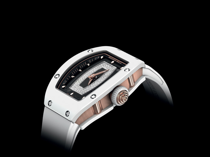 A better look at the Richard Mille RM07 01 AZT ceramic watch