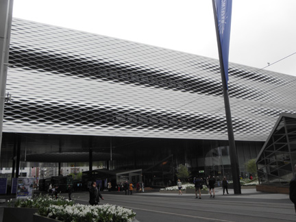 The walkway across the halls as seen from outside BaselWorld. 